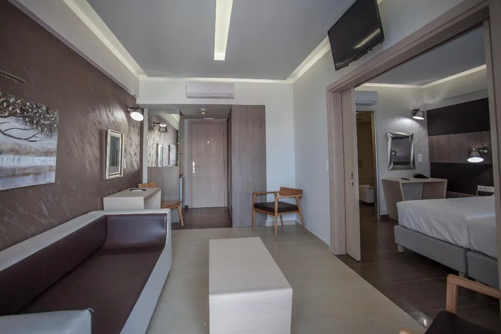 SUITE DELUXE SIDE SEA VIEW Room, Melrose Rethymno by Mage Hotels, Crete