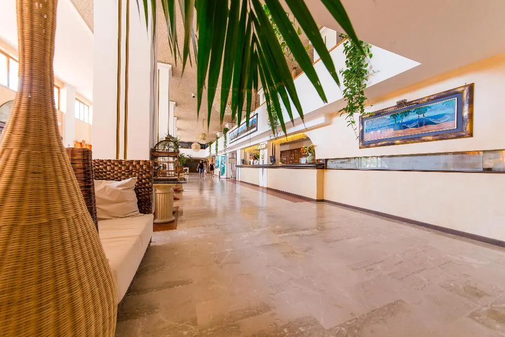 Lobby, Paradise Beach Resort, Palermo