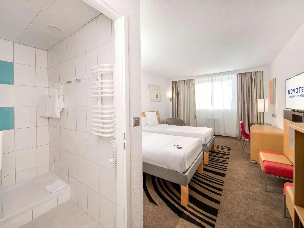 DOUBLE SUPERIOR Room, Novotel Krakow City West, Krakow