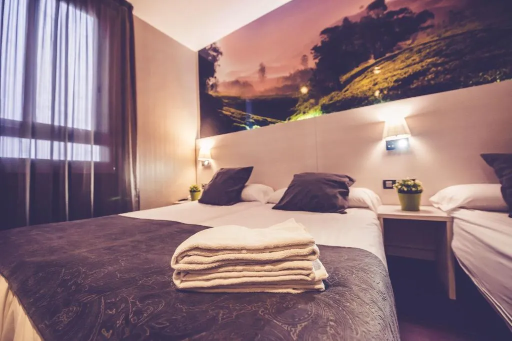 Room, Hostal Prado, Madrid