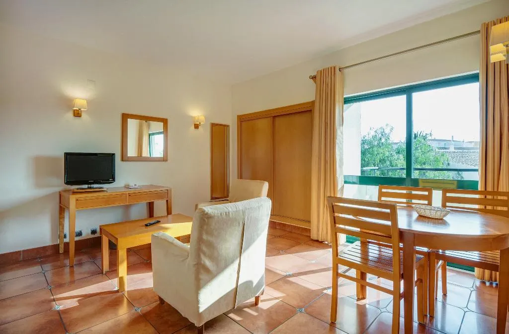 APARTMENT ONE BEDROOM Room, Oceanus Aparthotel, Algarve