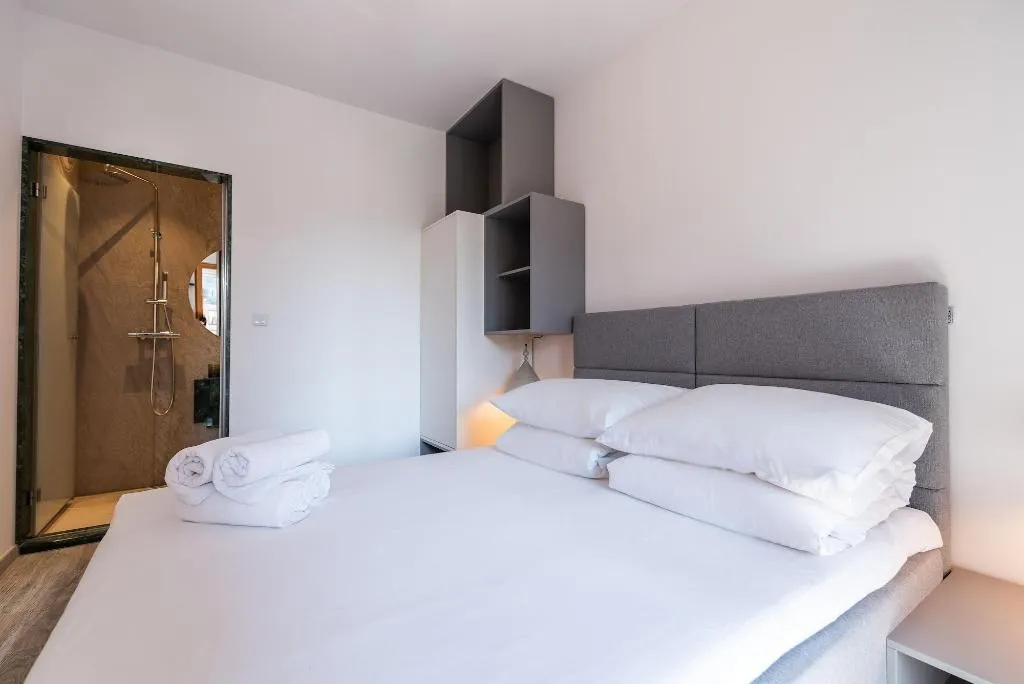 Room, City Lights Apartments, Krakow