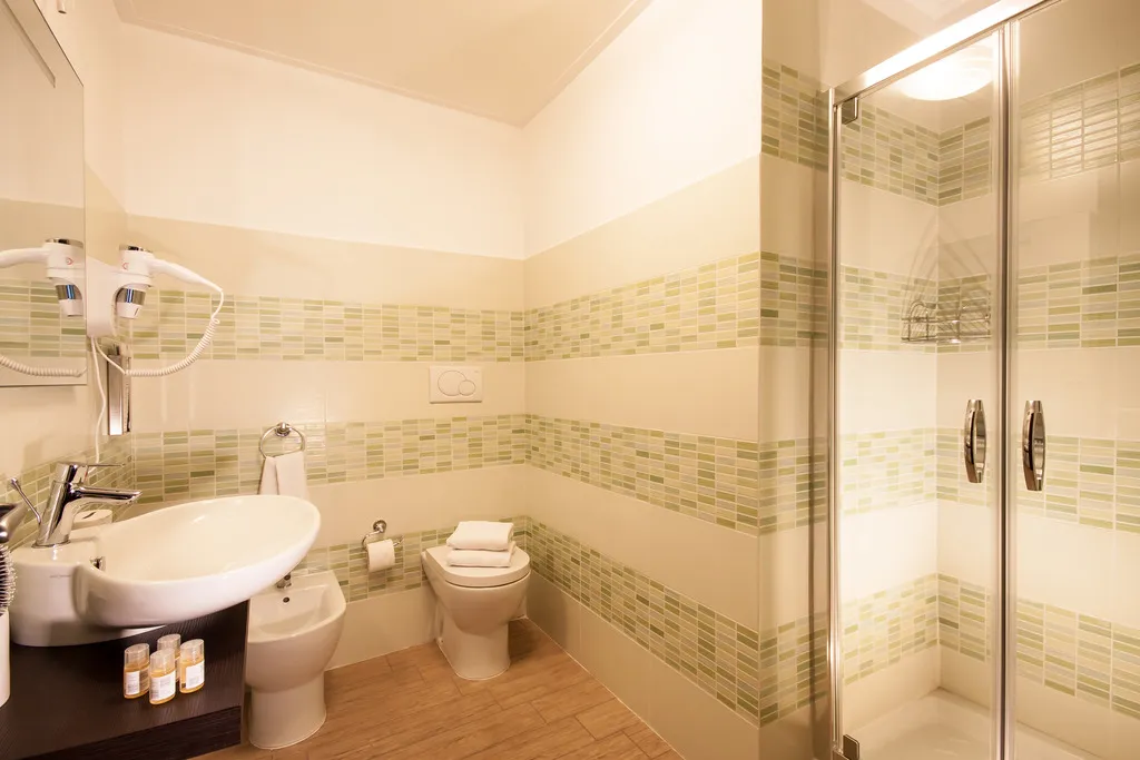 TRIPLE STANDARD Room, Rome Kings Suite, Rome
