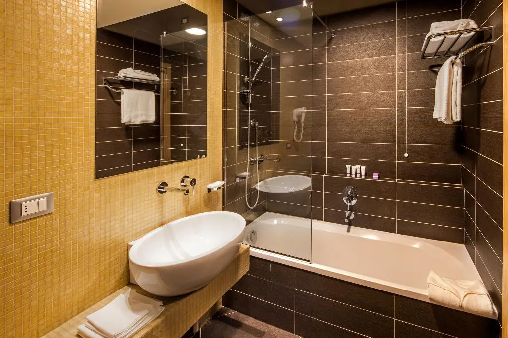 DOUBLE WITH BALCONY Room, Hotel Da Vinci Milano, Milan