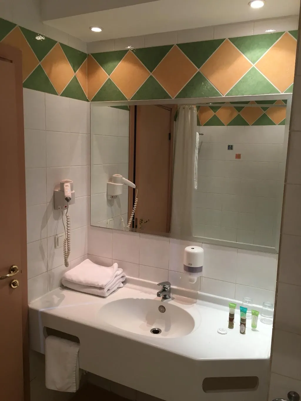 Double or Twin ECONOMY Room, Athina Airport Hotel, Halkidiki