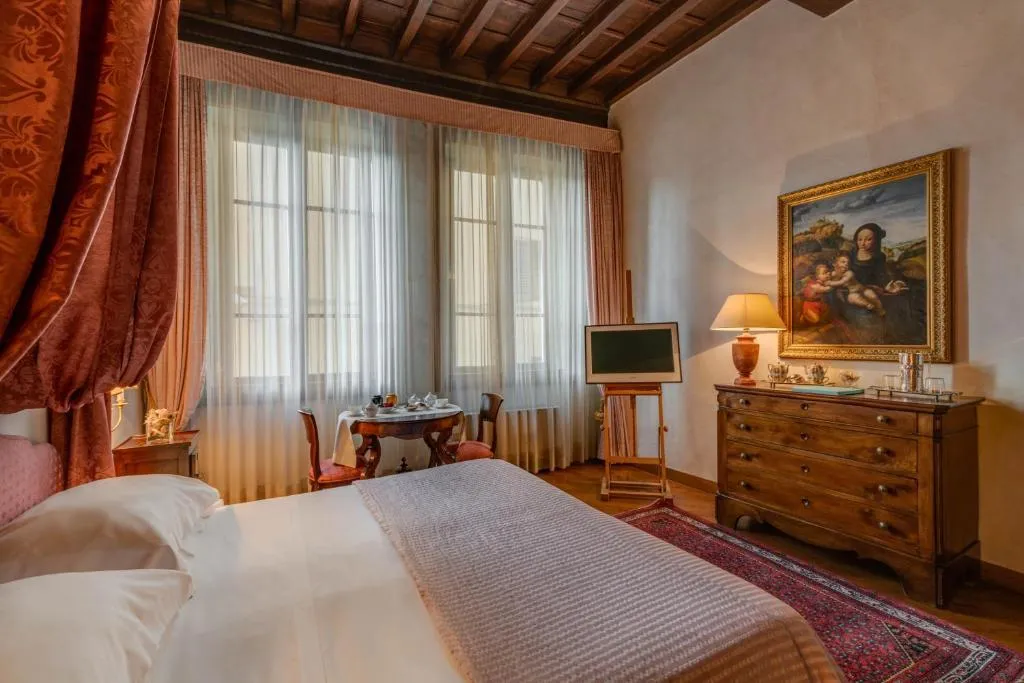 APARTMENT STANDARD Room, In Piazza della Signoria - Residenza d'Epoca, Florence