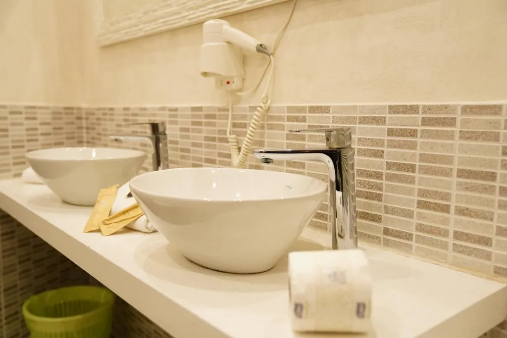 JUNIOR SUITE WITH JACUZZI Room, Bee Queen Hotel, Naples
