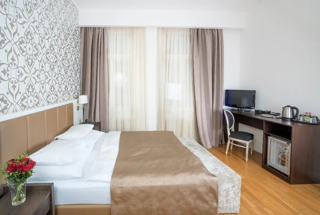 DOUBLE SUPERIOR Room, Deminka Palace, Prague