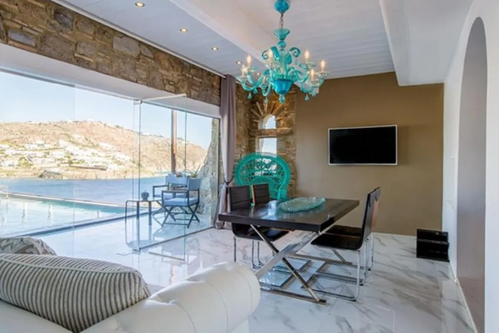 VILLA WITH PRIVATE POOL Room, Kivotos Mykonos, Mykonos