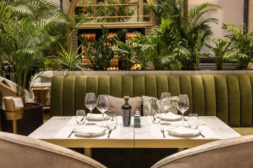 Restaurant, Palazzo Cordusio A Gran Melia Hotel, Naples
