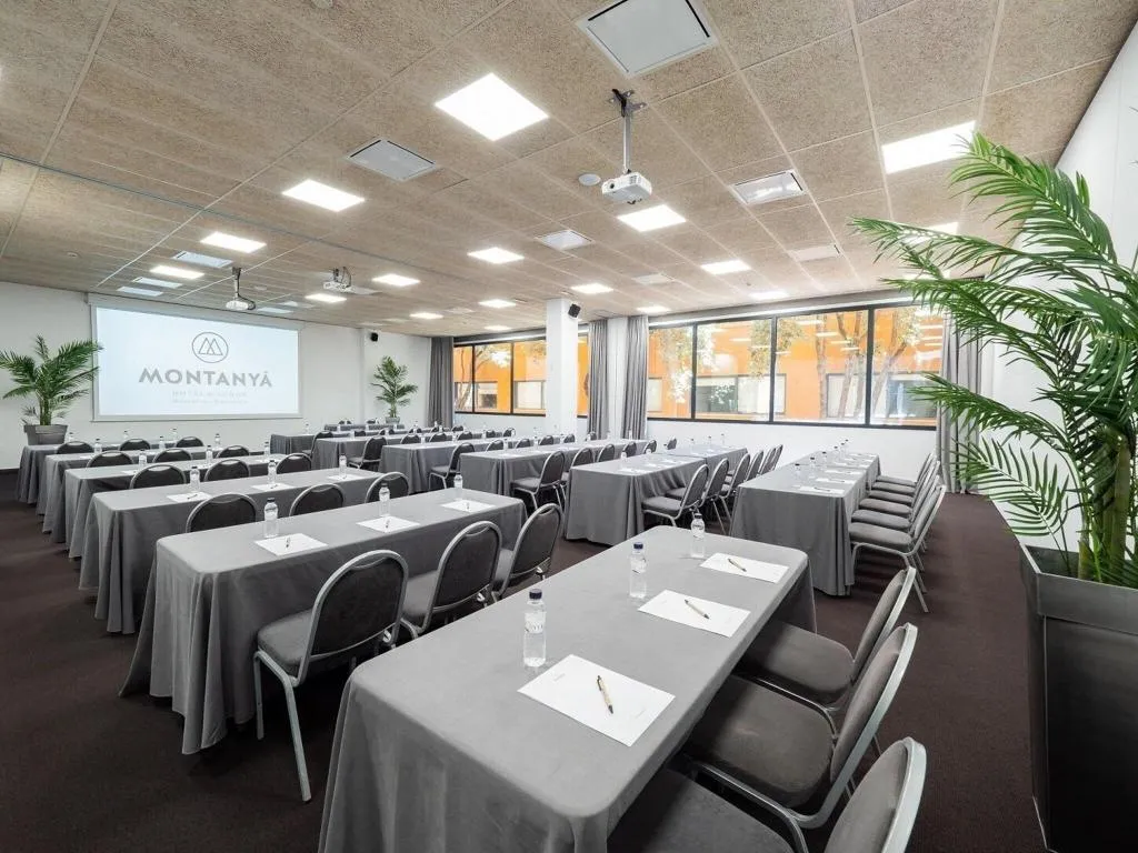 Lobby, Montanya Hotel & Lodge, Costa Brava