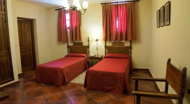 DOUBLE STANDARD Room, Las Cancelas, Madrid