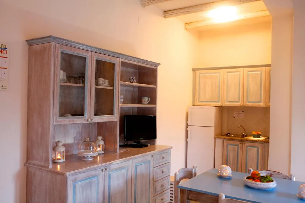STUDIO CAPACITY 2 Room, Villa Antonina, Olbia