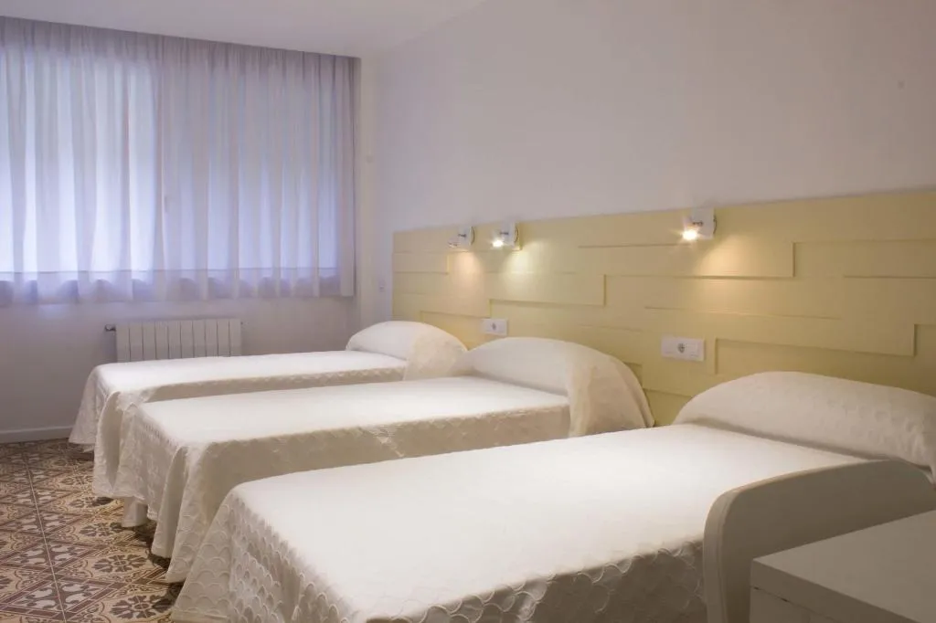 Room, Hostal Nova, Barcelona