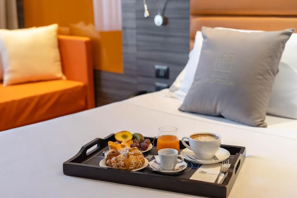 DOUBLE SUPERIOR Room, iH Hotels Milano Lorenteggio, Milan