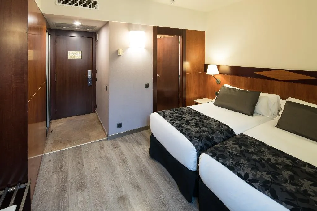 Double or Twin STANDARD Room, Catalonia Eixample 1864, Barcelona