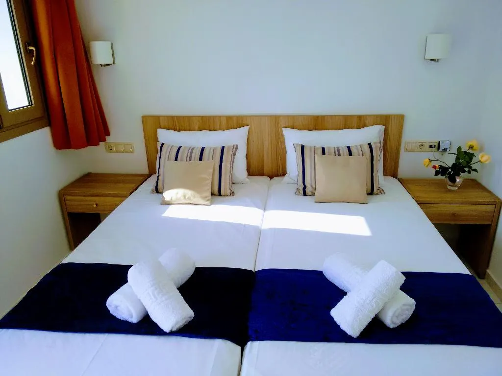 APARTMENT GARDEN VIEW Room, Casa Malena, Crete