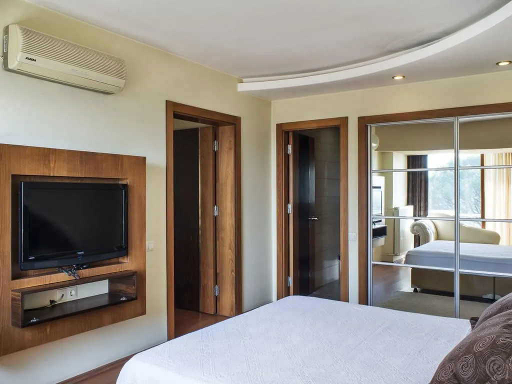 SUITE STANDARD Room, Berksoy Hotel, Izmir