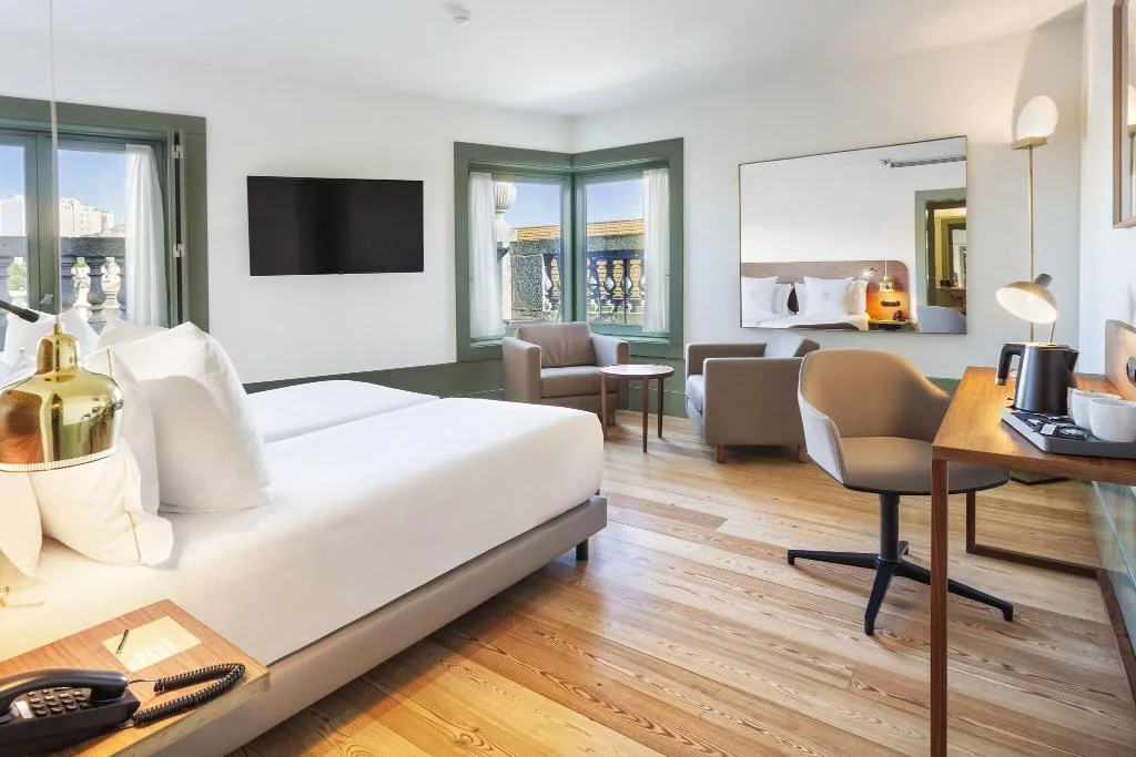 Room, One Shot Aliados Goldsmith, Porto