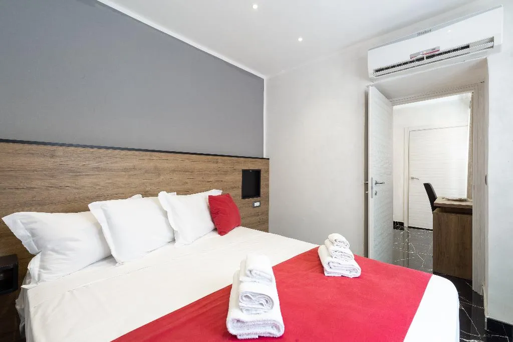 QUADRUPLE STANDARD Room, Hotel Bella Napoli, Naples