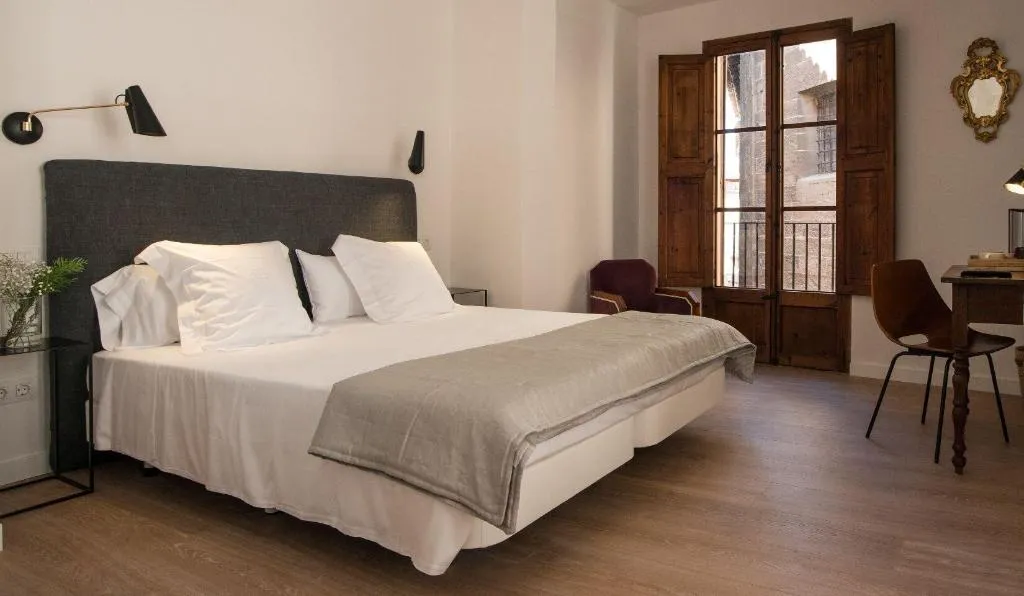 Room, Canavall, Majorca