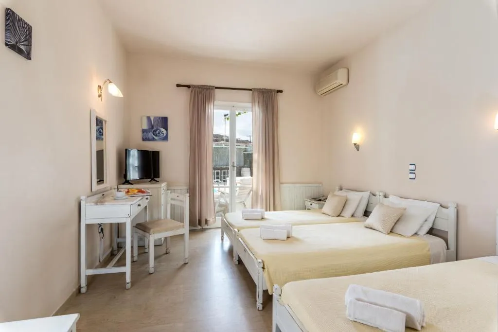 TRIPLE STANDARD Room, Vanilla, Mykonos