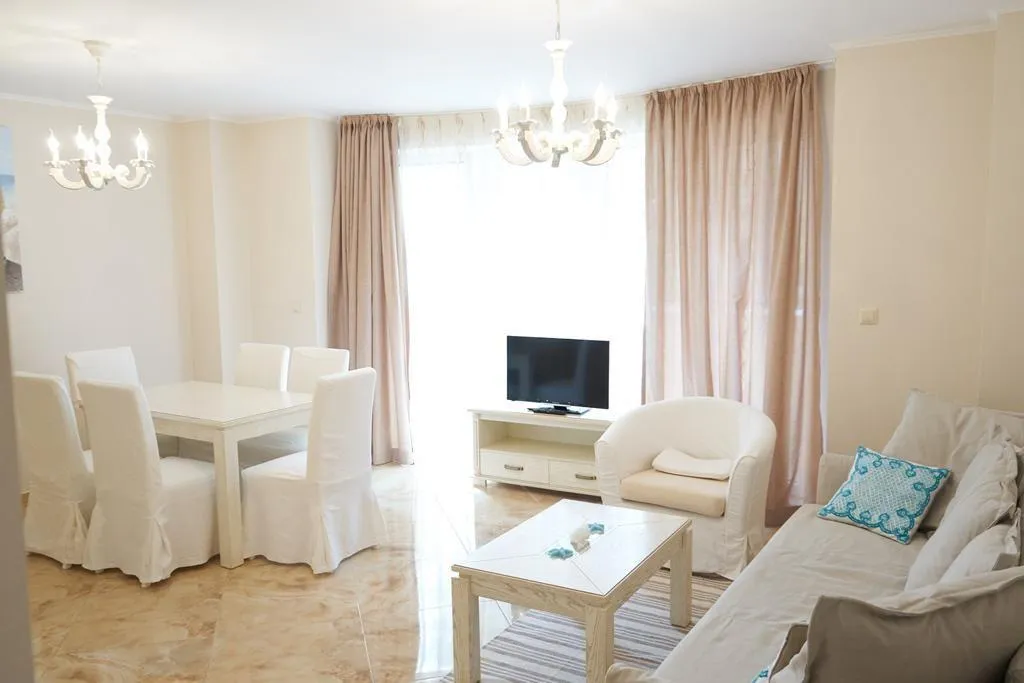 APARTMENT TWO BEDROOMS Room, Venera & Anastasia Palace, Bourgas