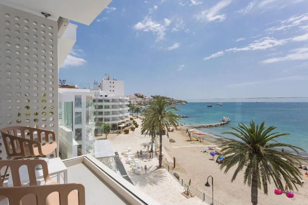 SUITE SEA VIEW Room, One Ibiza Suites, Ibiza