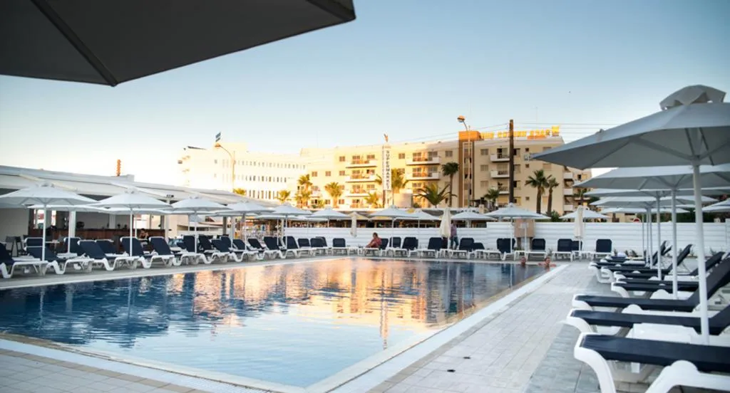 Pool, Mandali Hotel, Cyprus