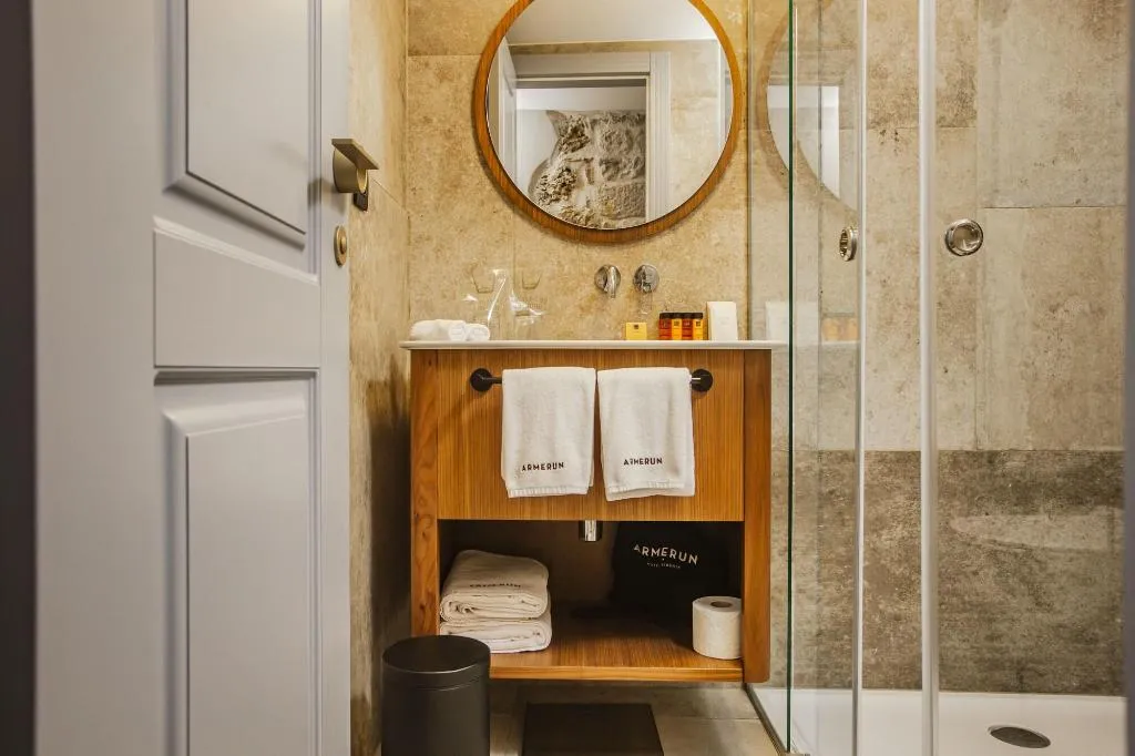 Room, Armerun Heritage Hotel & Residences, Split