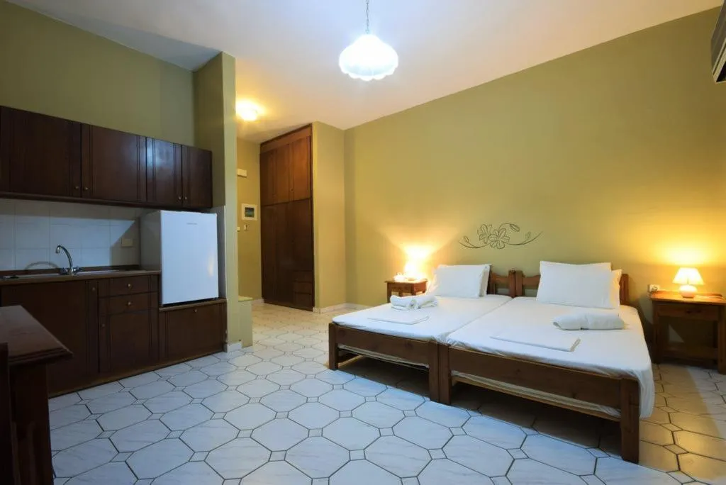 STUDIO STANDARD Room, Kleopatra Traditional Hotel, Kalamata