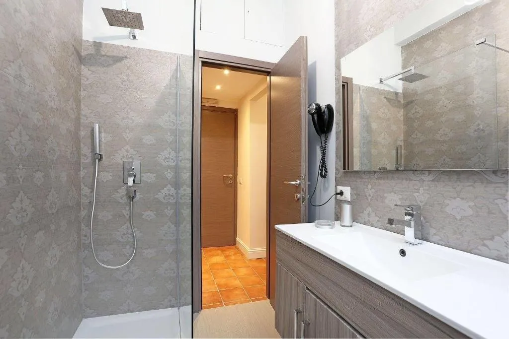 Room, Casa Ponte Sisto, Rome