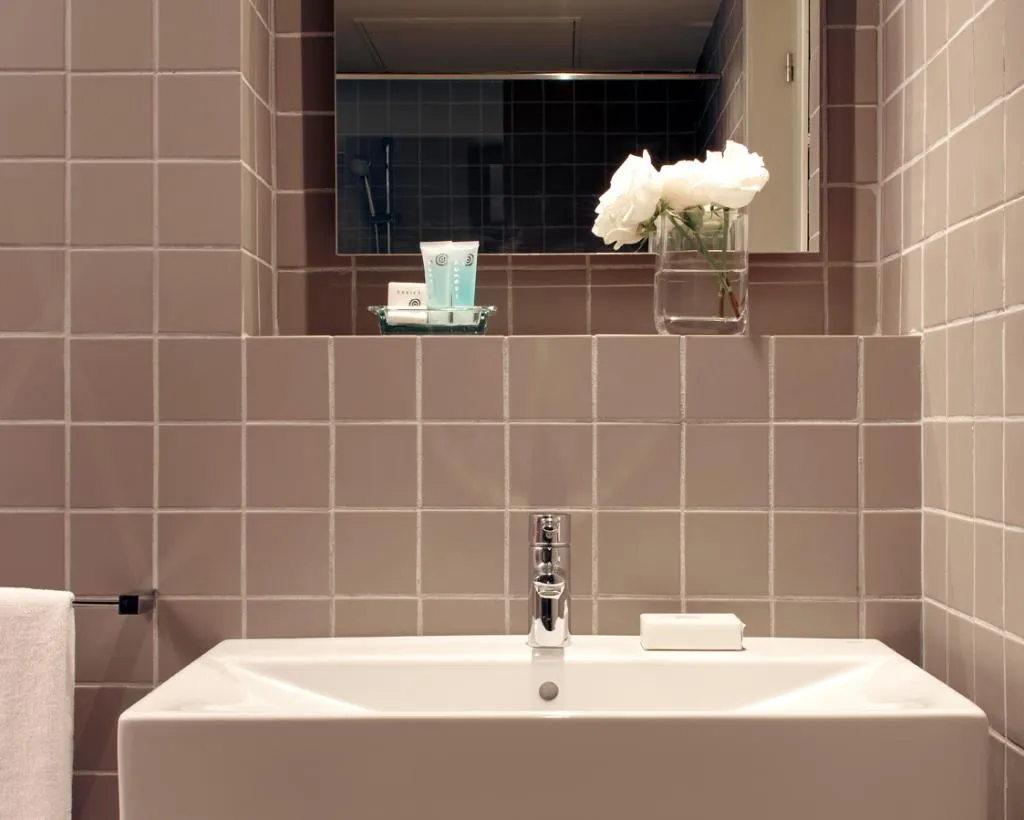 Room, The Urban Suites.Com, Barcelona