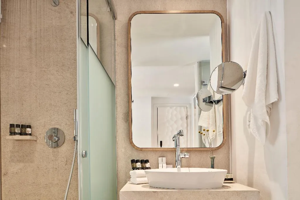 DOUBLE SIDE SEA VIEW Room, Myconian Kyma, a Member of Design Hotels, Mykonos