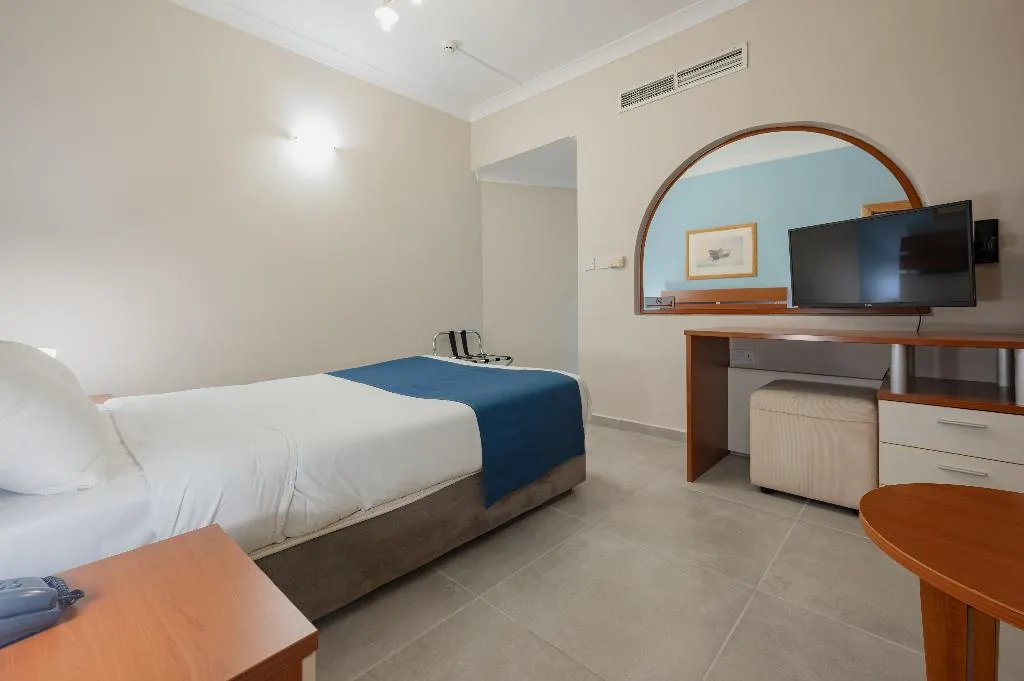 APARTMENT POOL VIEW TWO BEDROOMS Room, Xemxija Bay Hotel, Malta