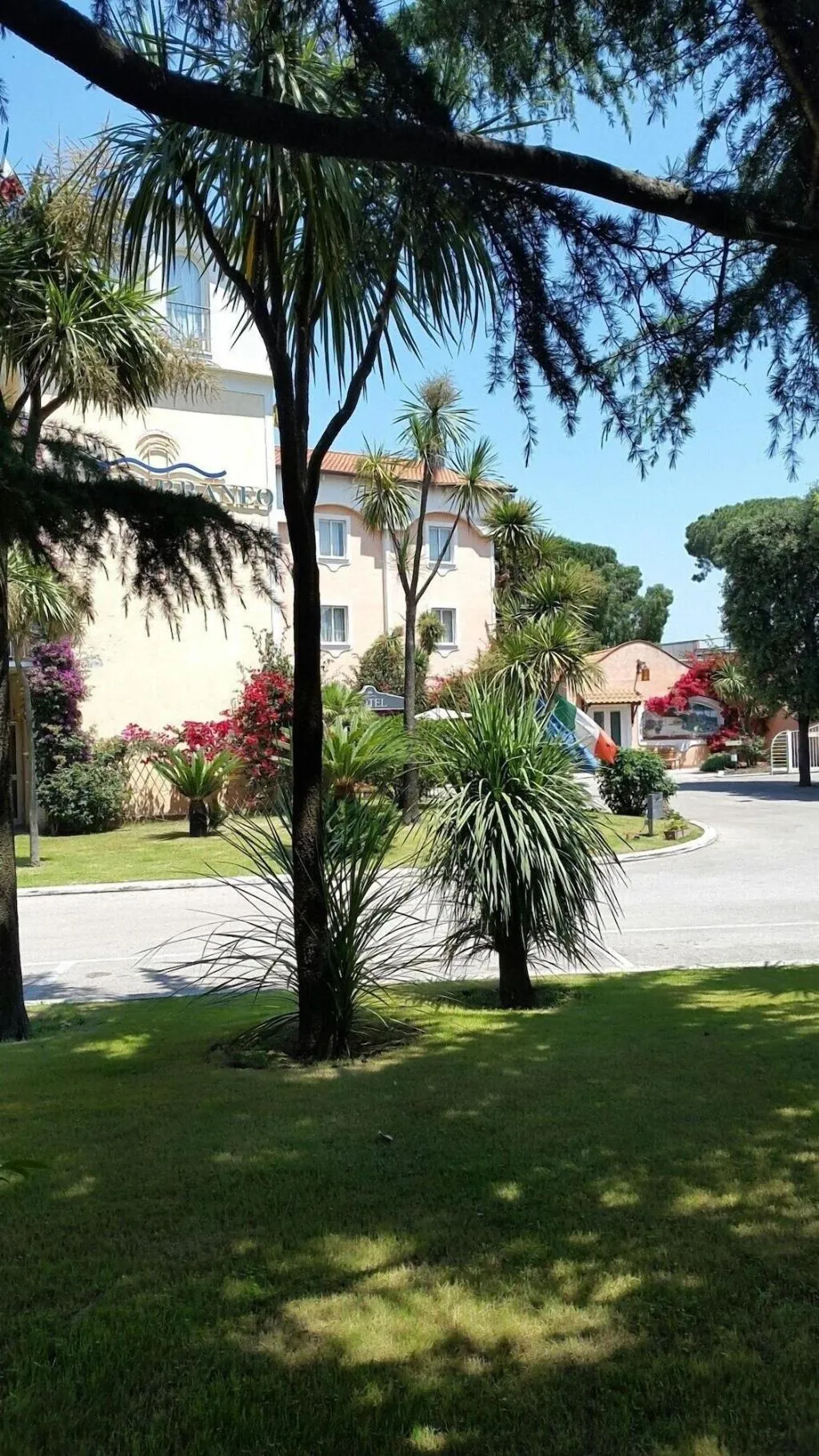 General view, Hotel Mediterraneo, Naples