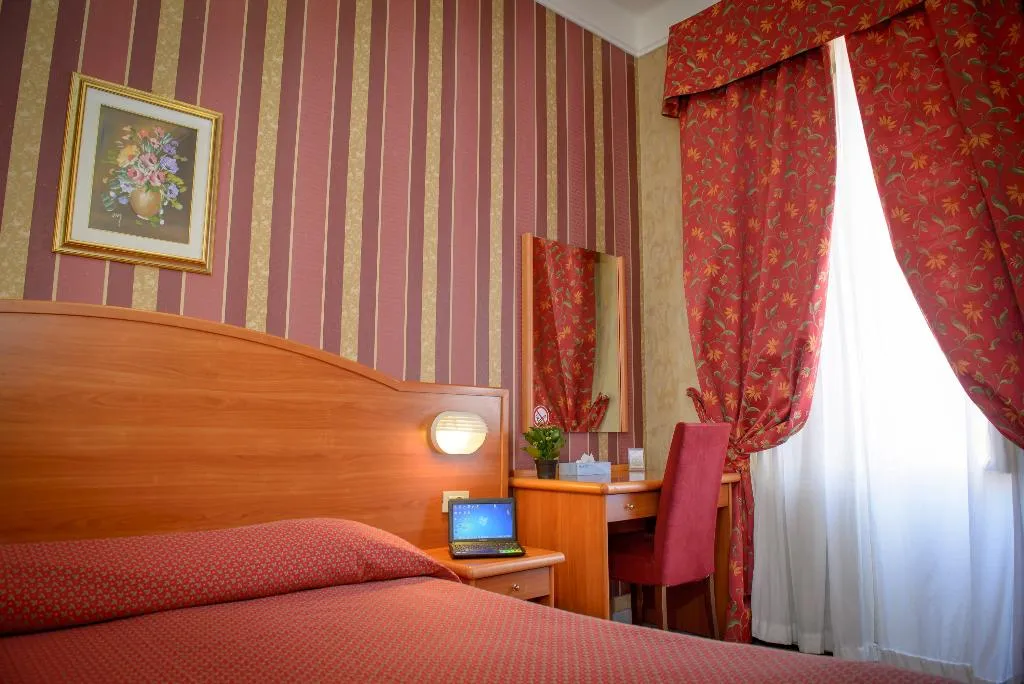 DOUBLE STANDARD Room, Emmaus, Rome