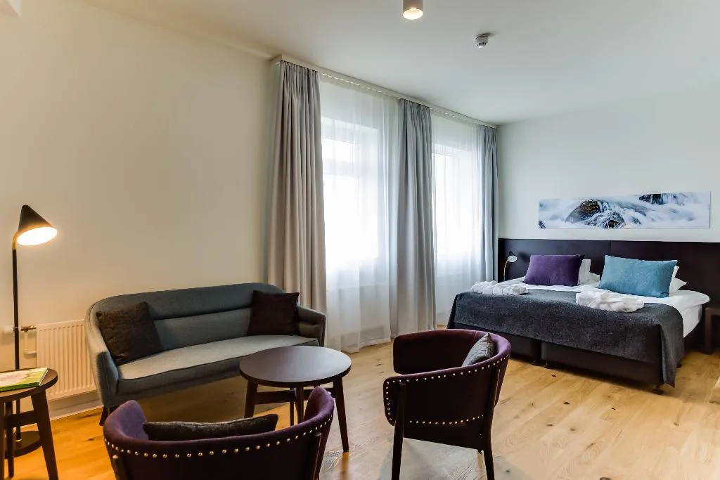 Double or Twin DELUXE Room, Fosshotel Reykjavik, Reykjavik
