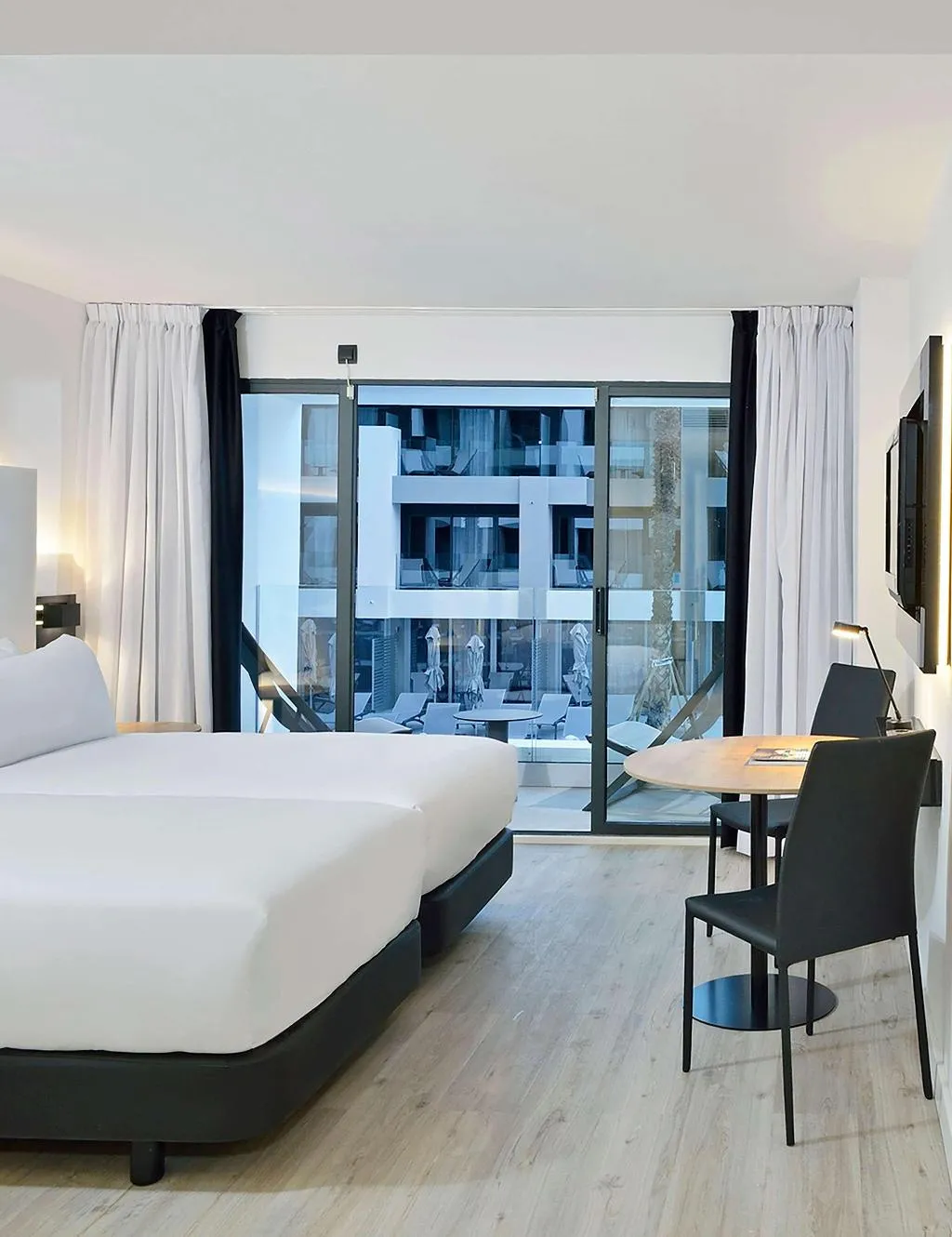 SUITE STANDARD Room, Innside Palma Bosque Hotel, Majorca