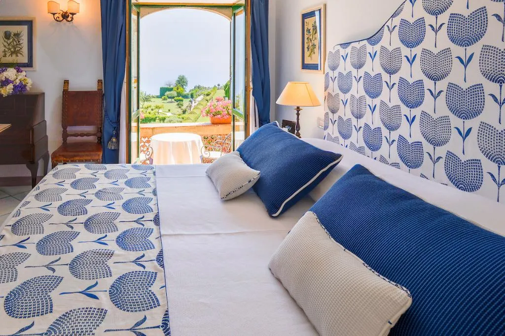 STUDIO STANDARD Room, Villa Cimbrone, Naples