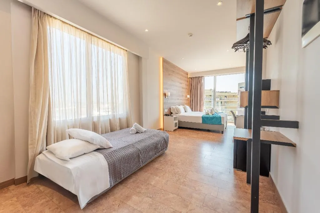 TRIPLE CAPACITY 3 Room, Arte, Rhodes