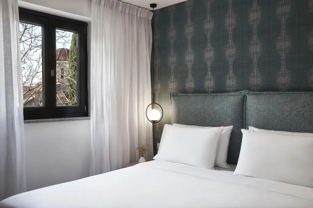 Room, NLH Monastiraki, Athens