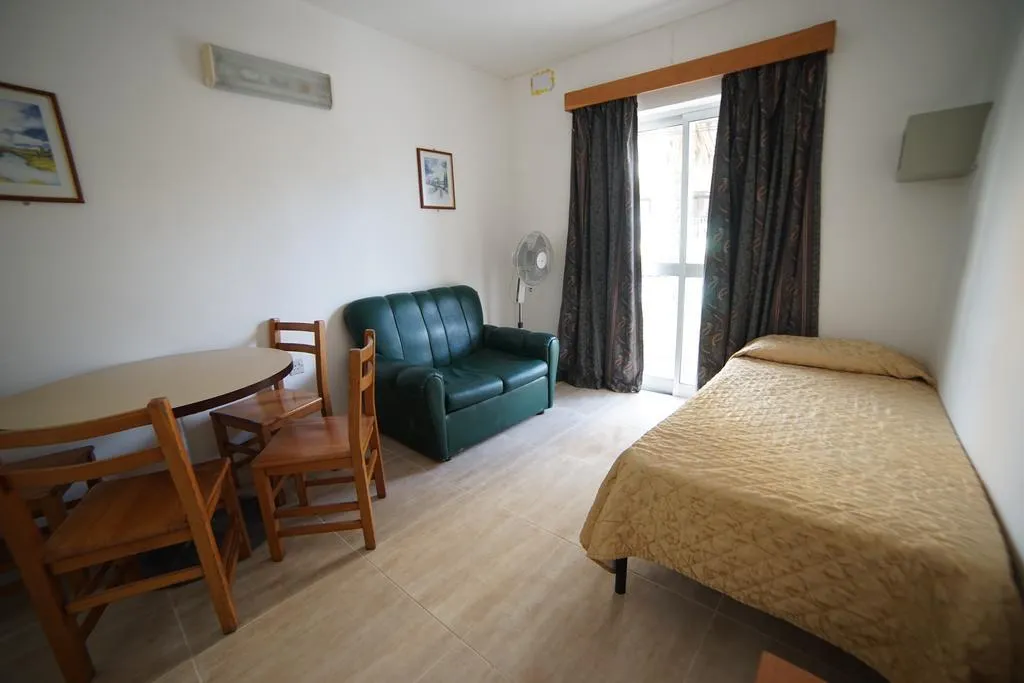 APARTMENT ONE BEDROOM Room, Cardor Holiday Complex, Malta
