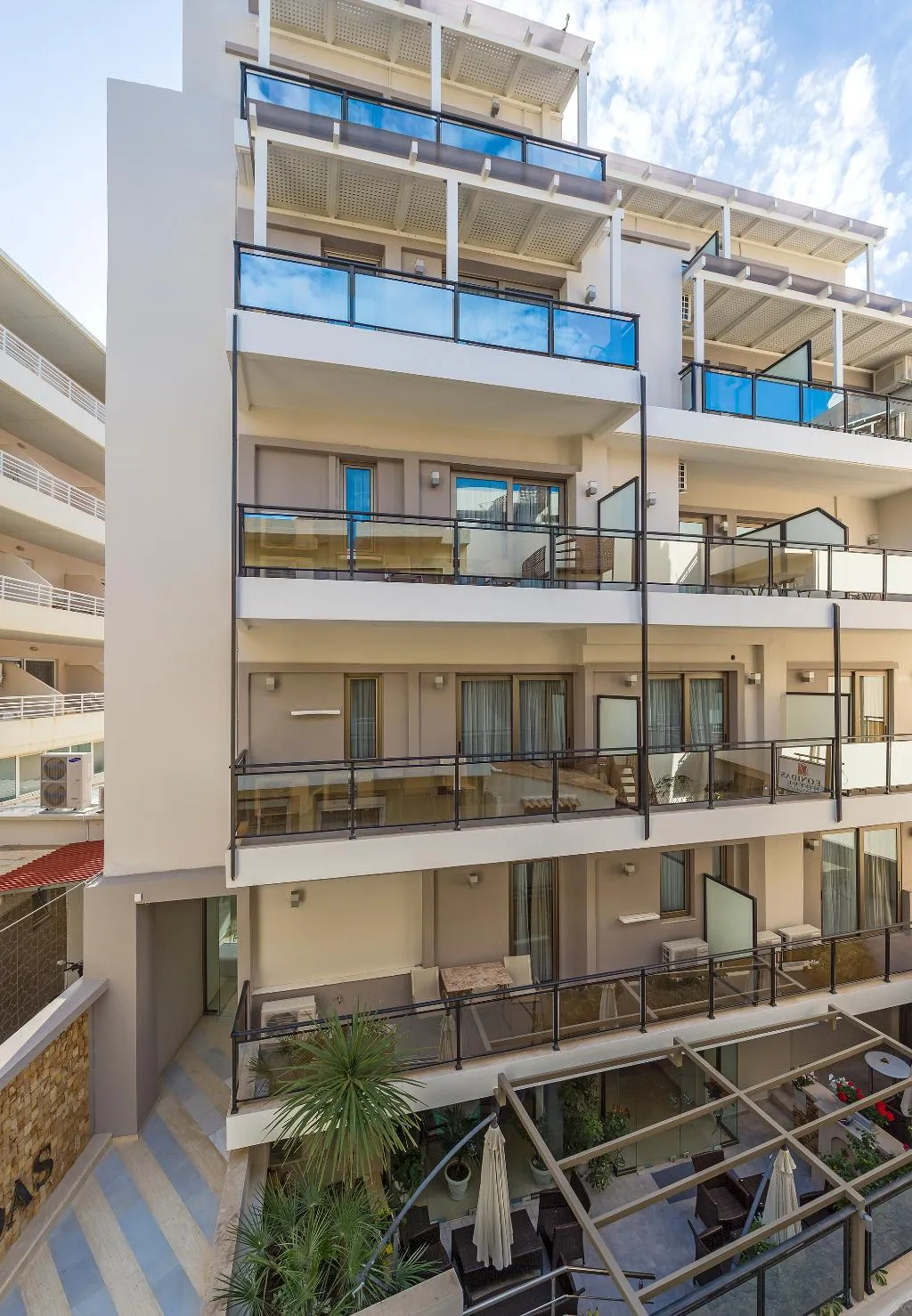 General view, Leonidas Hotel & Apartments, Crete