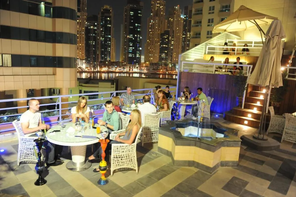 Pool, Marina Byblos, Dubai