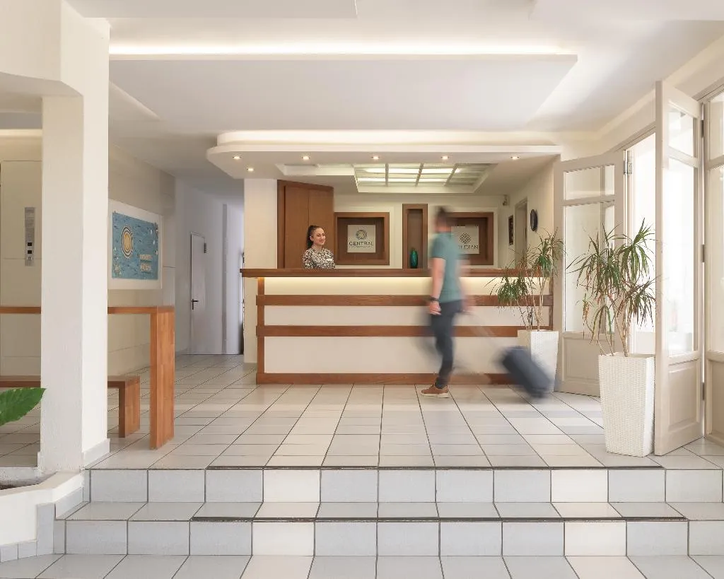 Lobby, Hersonissos Central, Crete