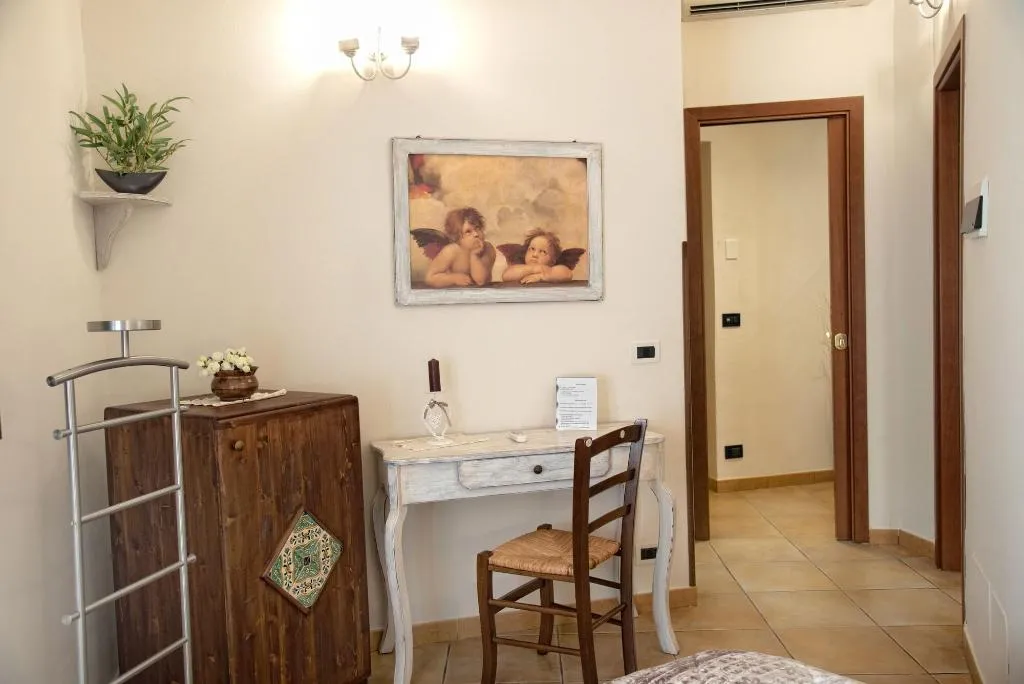 Room, Conte Luna, Catania