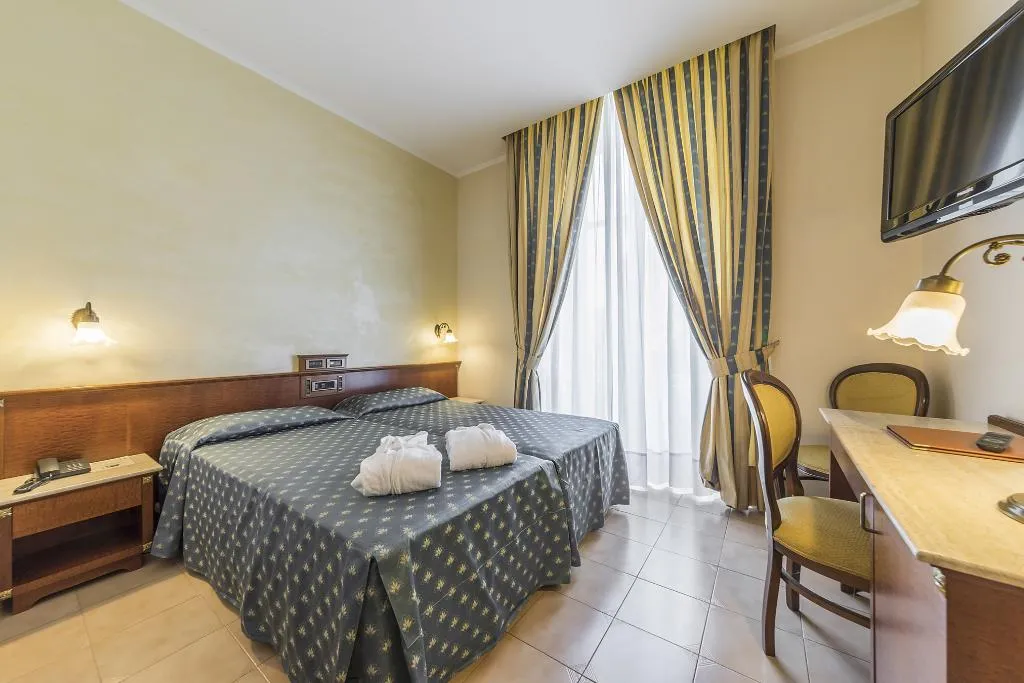 DOUBLE STANDARD Room, Grand Hotel Telese, Naples