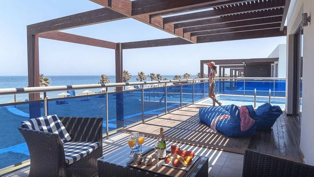 JUNIOR SUITE WITH PRIVATE POOL Room, All Senses Nautica Blue Exclusive Resort, Rhodes