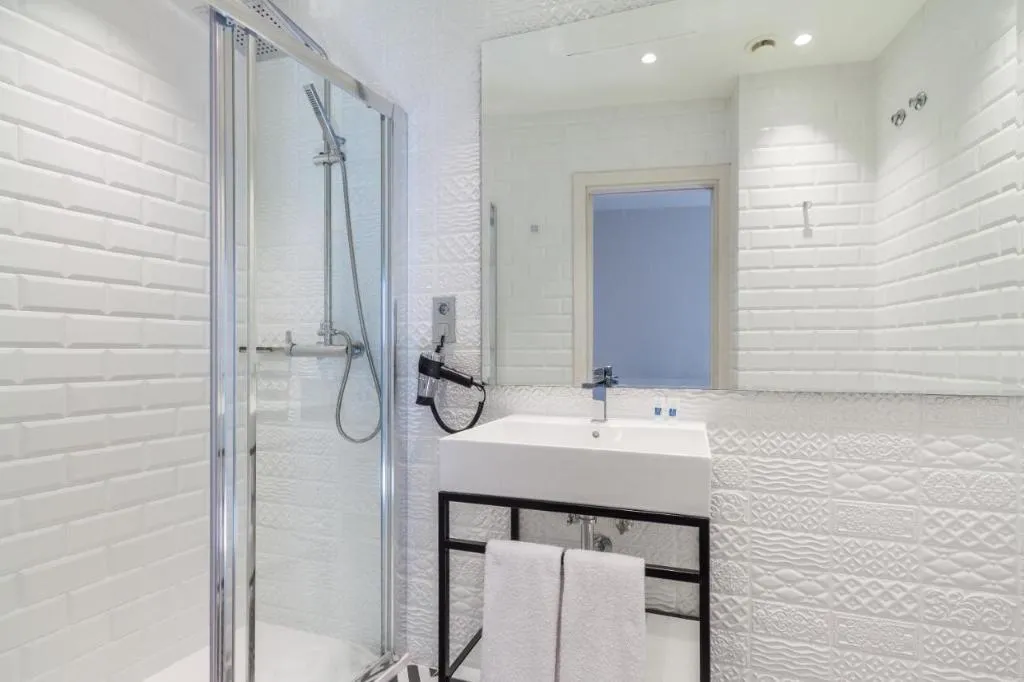 SUITE THREE BEDROOMS Room, Tandem Ancha 34, Costa De La Luz